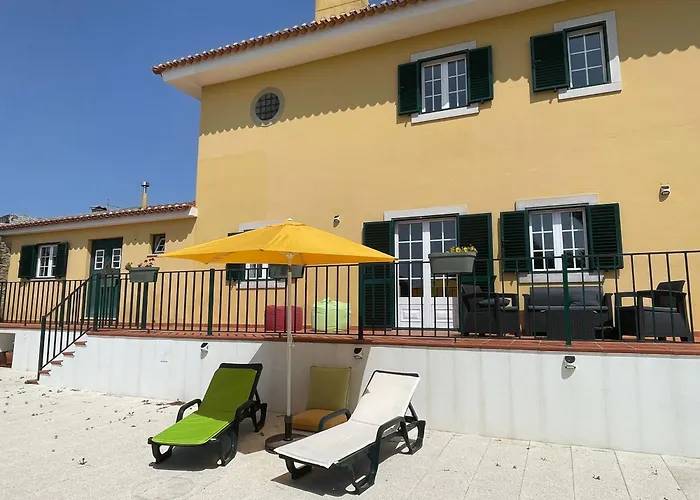Elegant Mello With Beautiful Outdoor Area فيلة لورينها